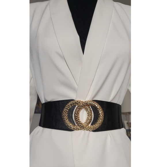 Accessories - Stretchy Black and Gold belt